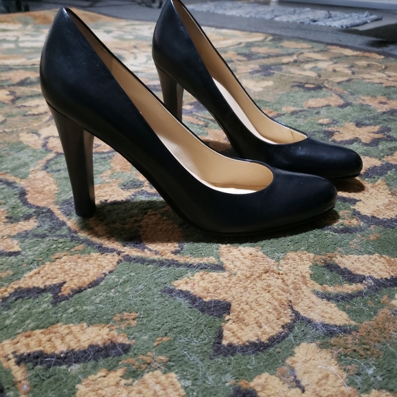 Women's Ralph Lauren Black Leather Heels (Zamora). 100% Leather Size 8 - Picture 1 of 13